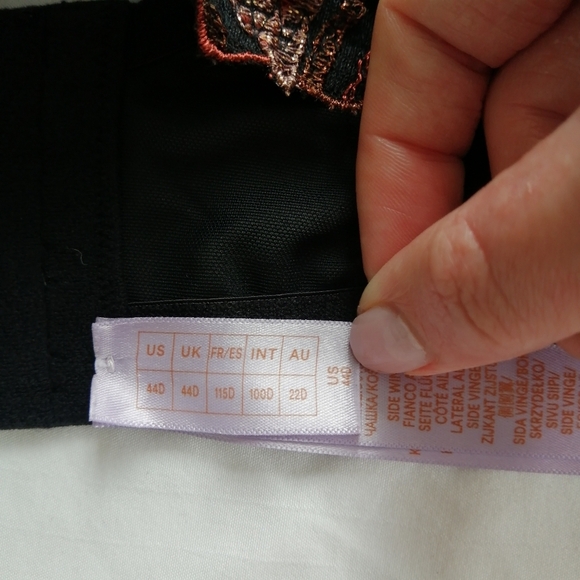 Savage X Fenty Plus Size Shining Star Unlined Demi Bra Metallic Lace Mesh 44D - Picture 8 of 16